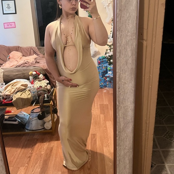 Deep Halter Top Maxi Dress - Picture 1 of 4